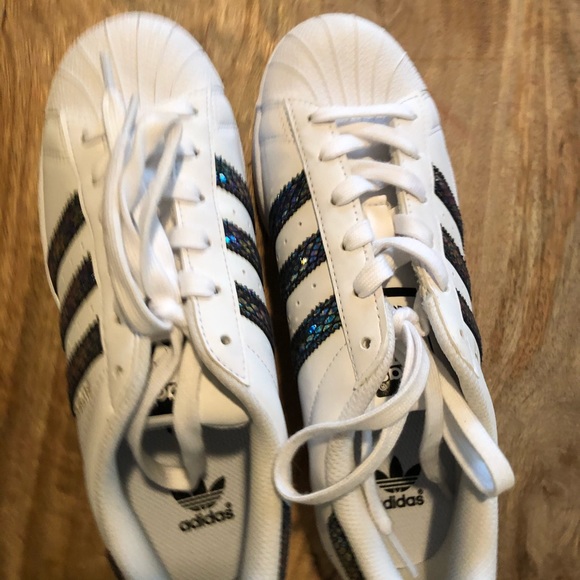 Brand new adidas superstar mermaid - Picture 2 of 3